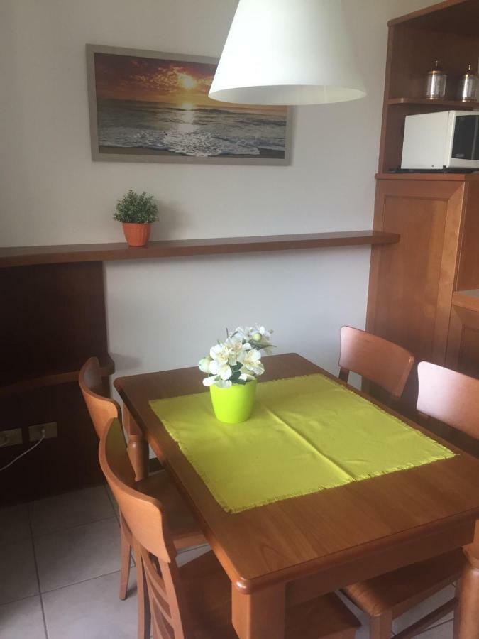 Casa Palazzo Appartement Desenzano del Garda Buitenkant foto
