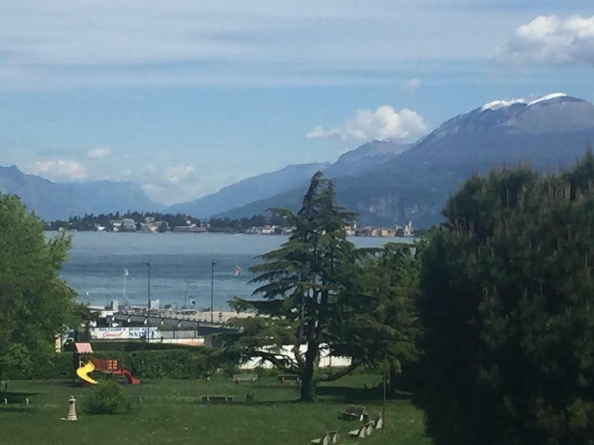 Casa Palazzo Appartement Desenzano del Garda Buitenkant foto